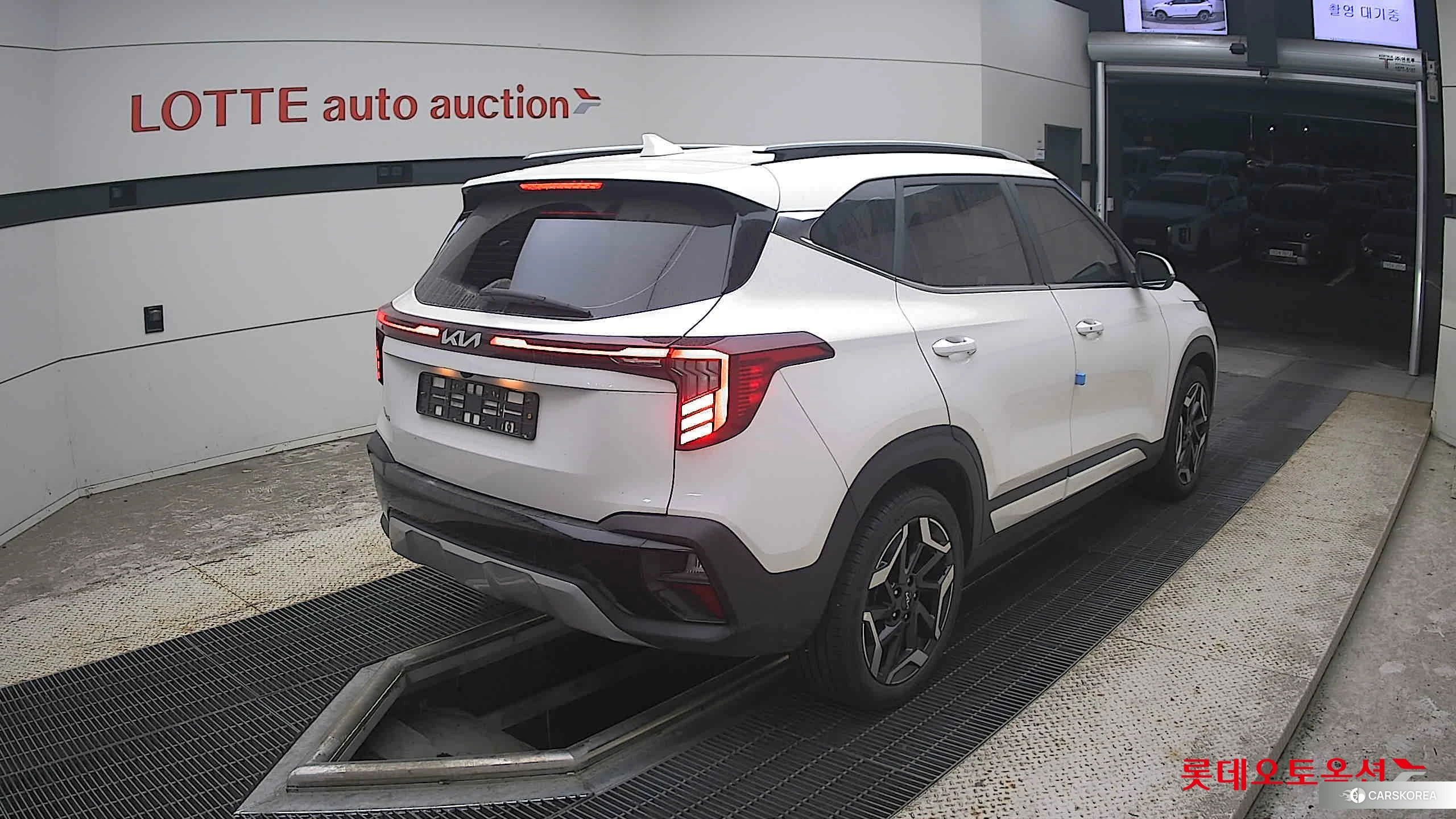 Kia Seltos id 4902452 из Кореи 33