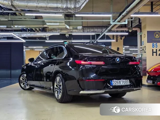 BMW 7 Series (G70) id 3615206 из Кореи 14