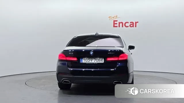 BMW 5 Series (G30) id 3650856 из Кореи 14