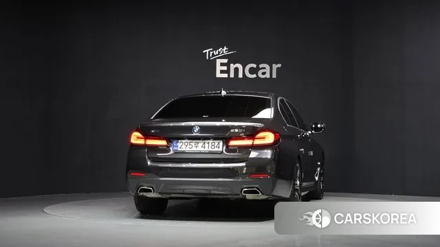 BMW 5 Series (G30) id 3246744 из Кореи 14