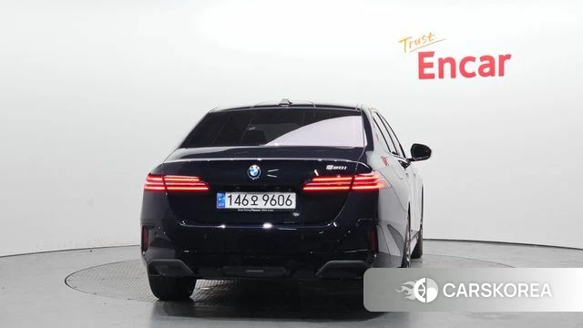 BMW 5 Series (G60) id 3963362 из Кореи 14