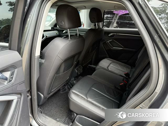 Audi Q3 Sportback 2021 Темно-серый из Китая, фото 6