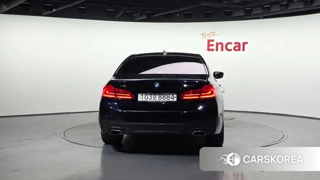 BMW 5 Series (G30) id 3474176 из Кореи 14