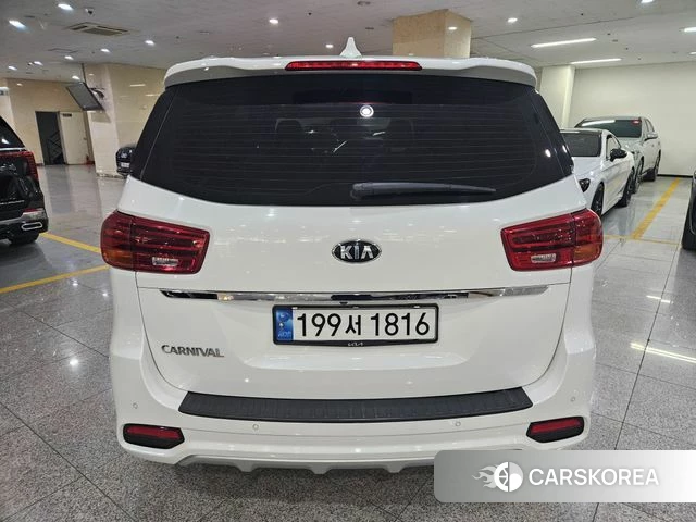 Kia The New Carnival id 4188342 из Кореи 14