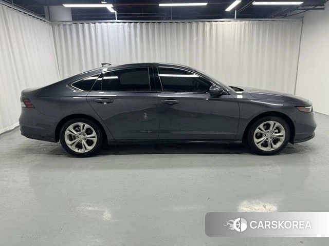 Honda Accord id 4242110 из Китая 14