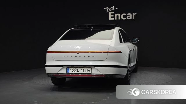 Hyundai Grandeur Hybrid (GN7) id 4591104 из Кореи 14