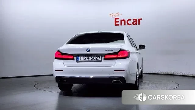 BMW 5 Series (G30) id 3095093 из Кореи 14