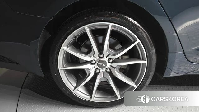Genesis The New G70 id 4906281 из Кореи 27