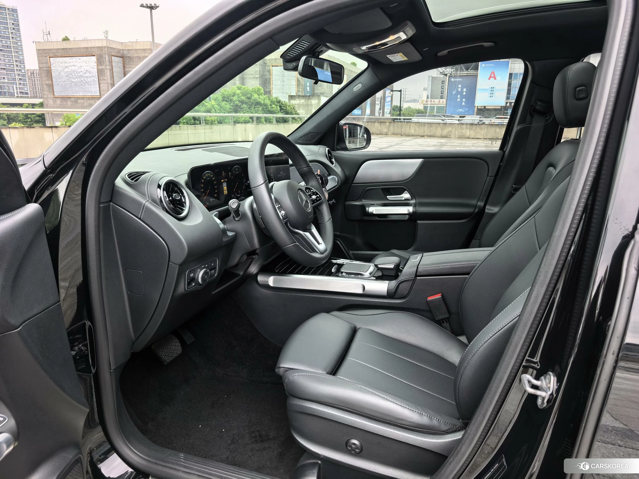 Mercedes-Benz GLB 2022 Черный из Китая, фото 4
