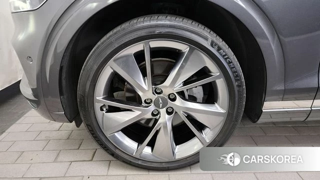 Genesis GV70 id 4376984 из Кореи 24