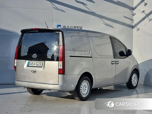 Hyundai Staria id 4636403 из Кореи 14