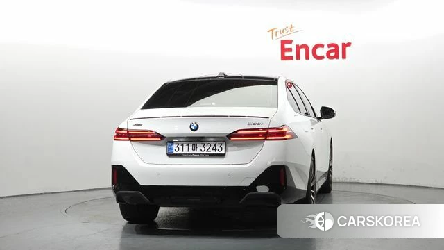 BMW 5 Series (G60) id 4607591 из Кореи 14