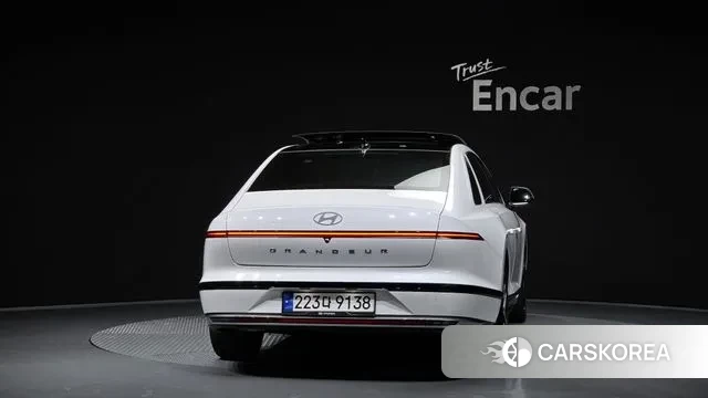 Hyundai Grandeur (GN7) id 2900422 из Кореи 14