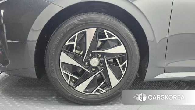 Hyundai The New Grandeur IG Hybrid id 4409825 из Кореи 27