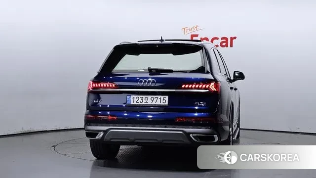 Audi Q7 (4M) id 3017981 из Кореи 14