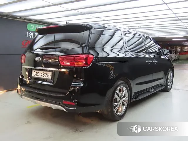 Kia The New Carnival id 3476755 из Кореи 14