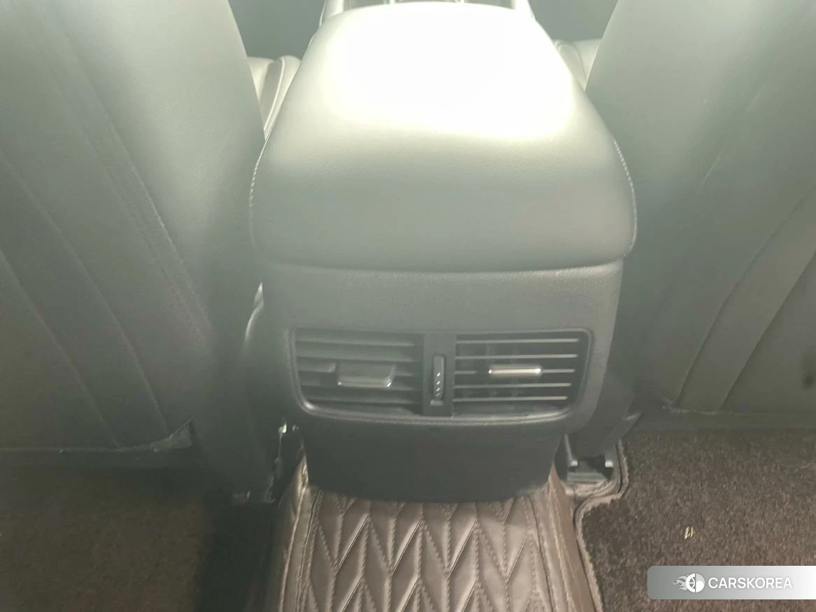 Mazda 3 id 4513795 из Китая 7