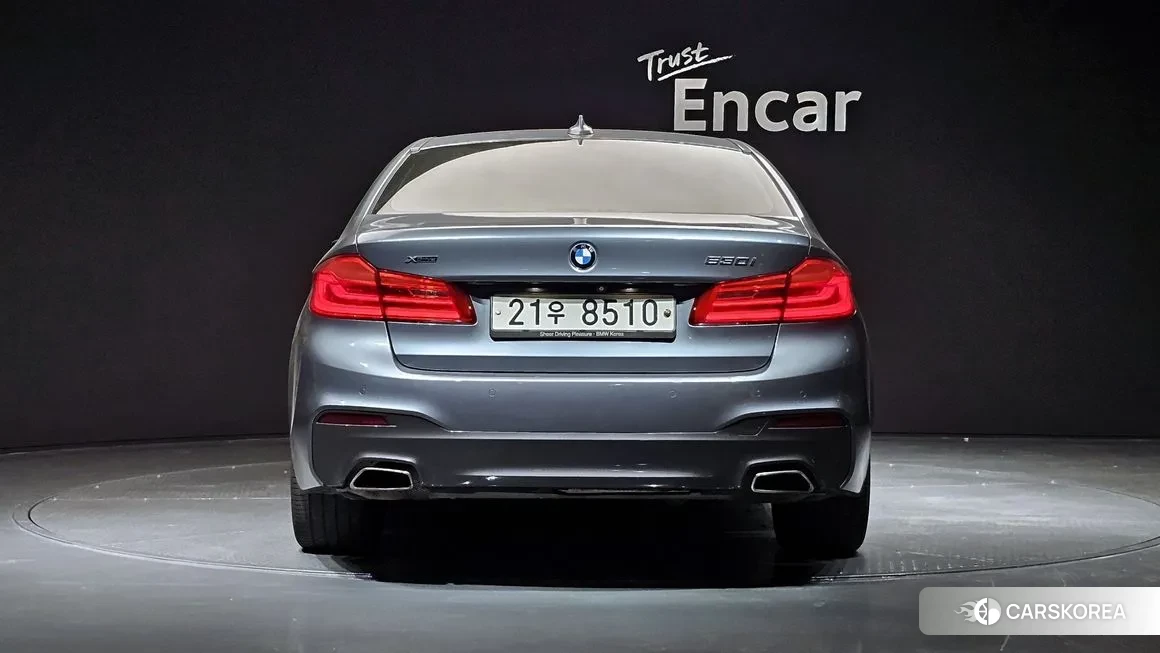 BMW 5 Series (G30) id 1794325 из Кореи 14