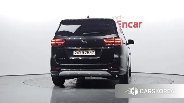 Kia The New Carnival id 2940920 из Кореи 14