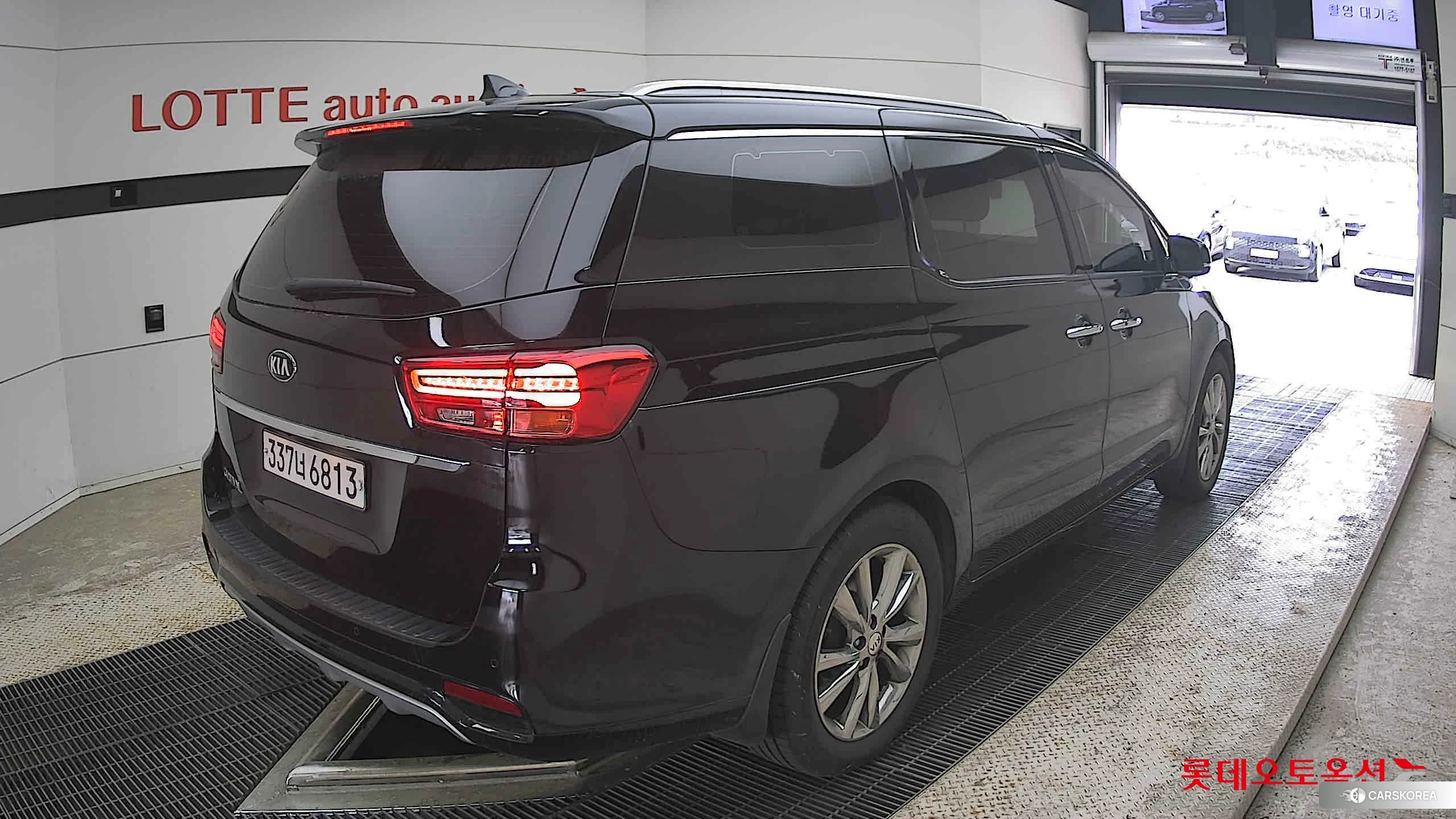 Kia Carnival id 4312630 из Кореи 31