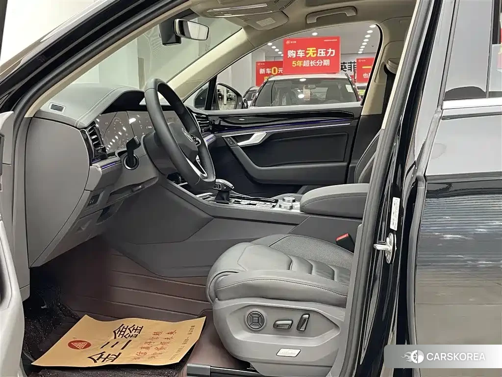 Volkswagen Touareg id 4577448 из Китая 29