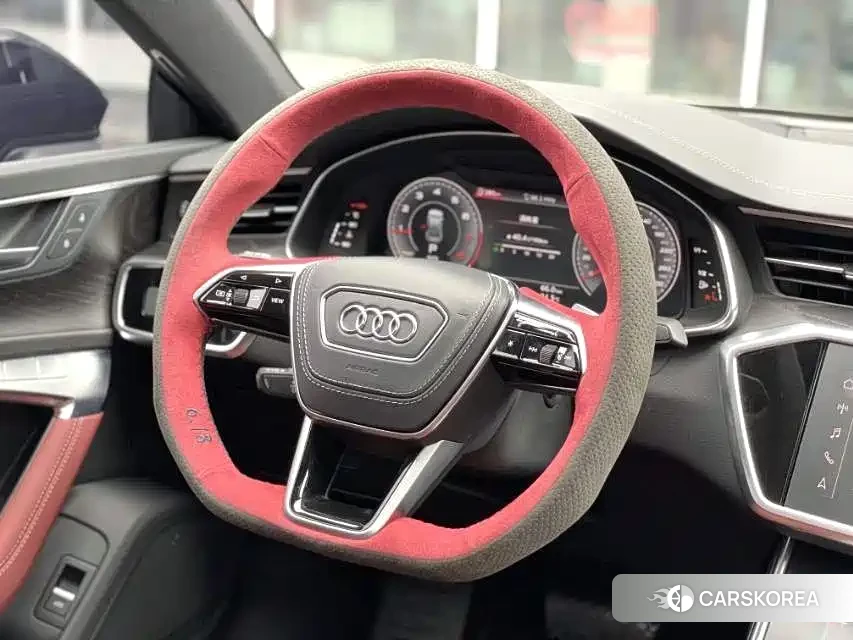 Audi A7L id 4554142 из Китая 8