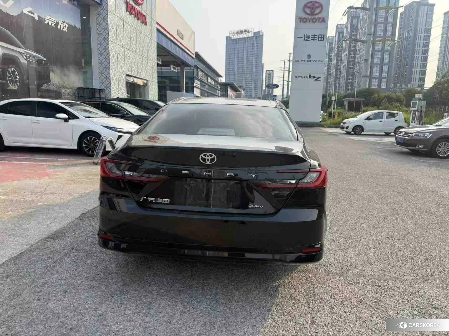 Toyota Camry 2024 Черный из Китая, фото 4