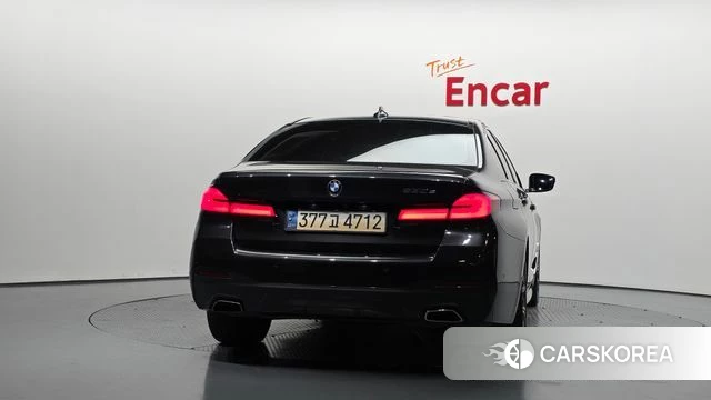 BMW 5 Series (G30) id 3954856 из Кореи 14