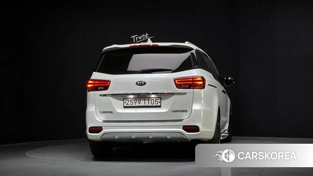 Kia The New Carnival id 3801093 из Кореи 14