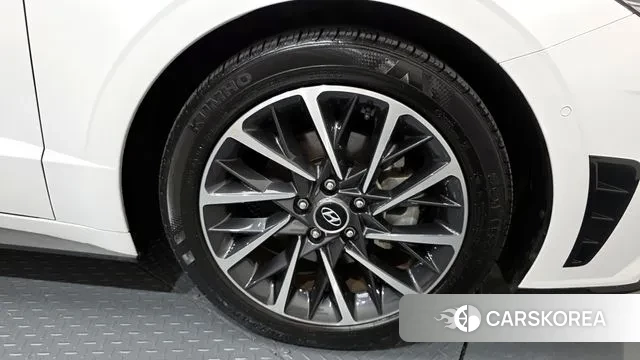 Hyundai Sonata (DN8) id 3429103 из Кореи 14