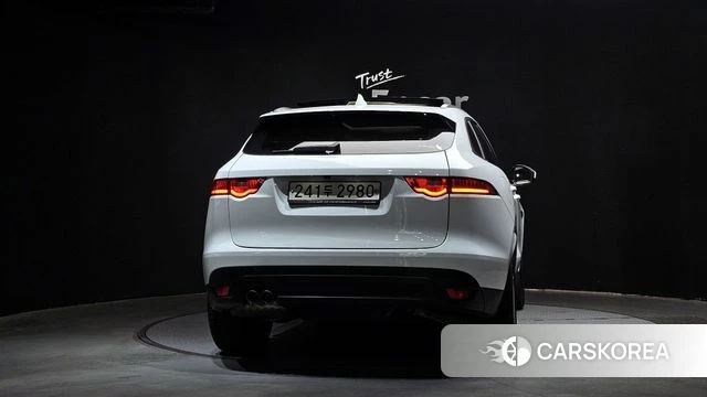 Jaguar F-PACE id 3861102 из Кореи 14