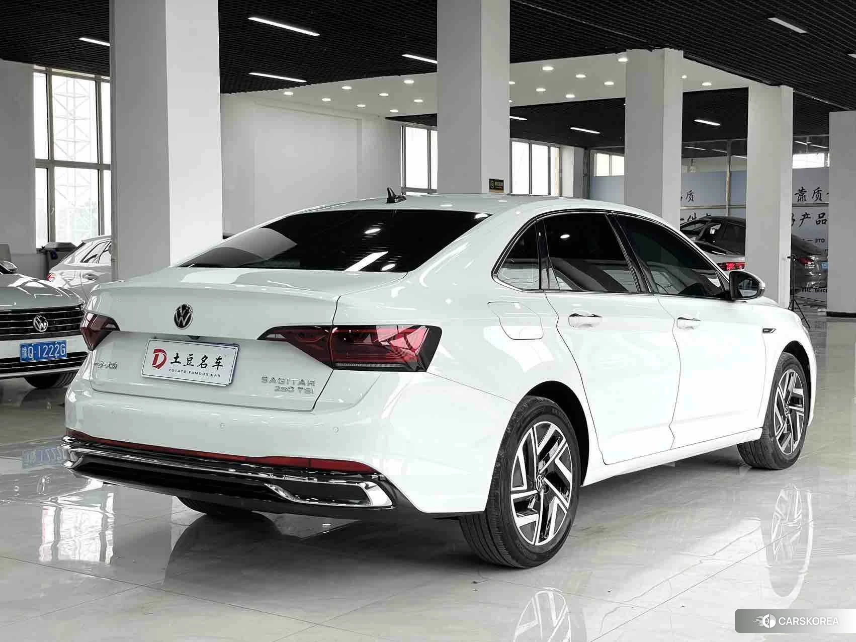 Volkswagen Sagitar id 4461561 из Китая 13