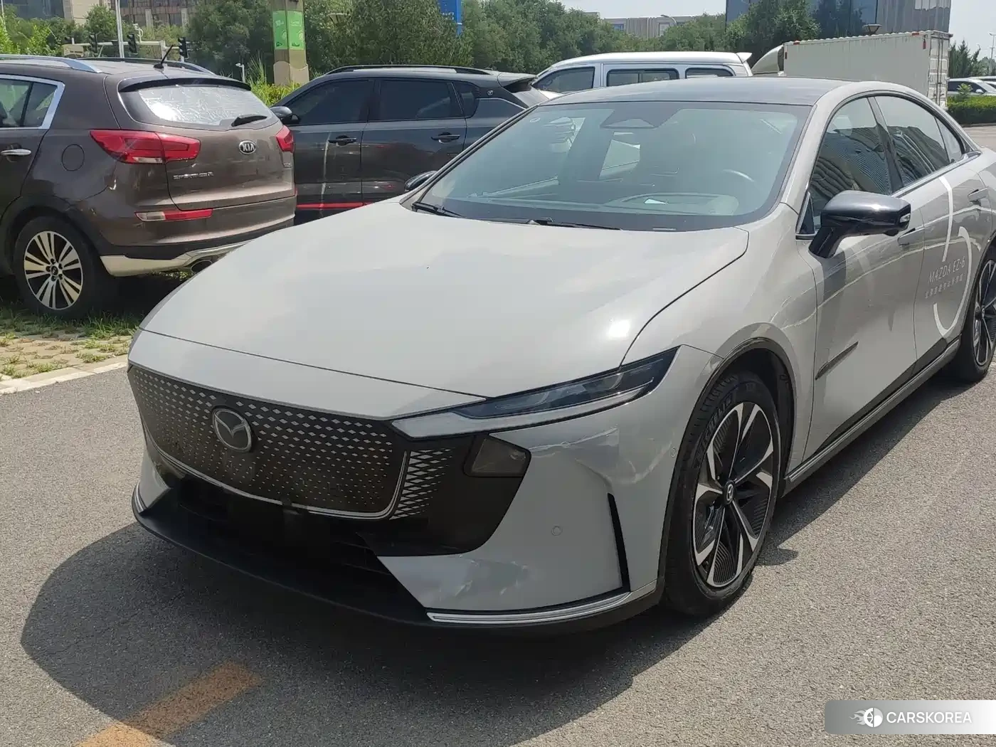 Mazda EZ-6 2024 Silver/gray из Китая, фото 6
