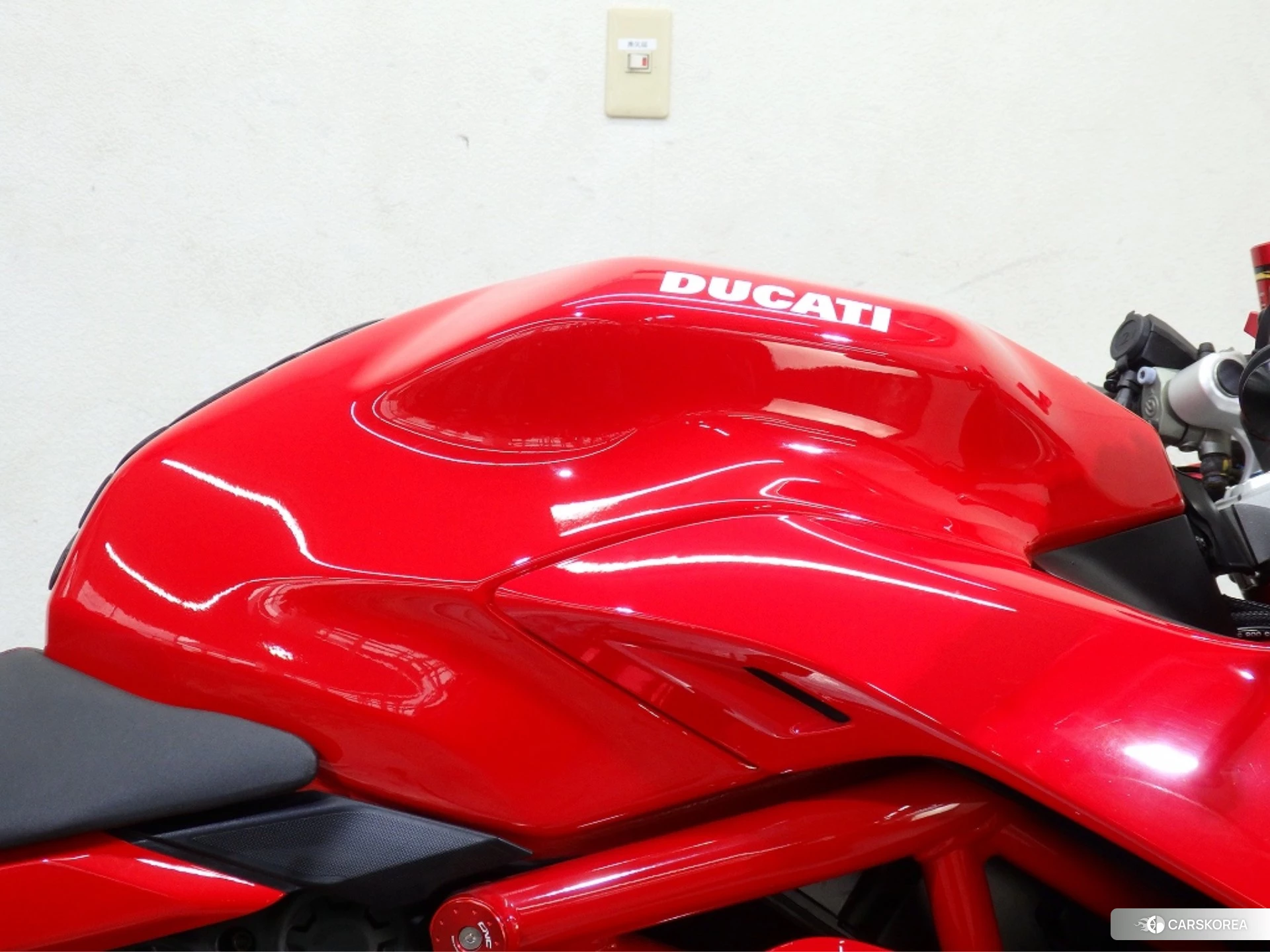 Проданный Ducati SUPERSPORT S id 4191895 из Японии, фото 25