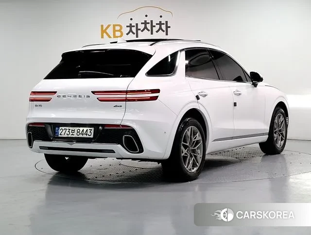 Genesis GV70 id 3513840 из Кореи 14