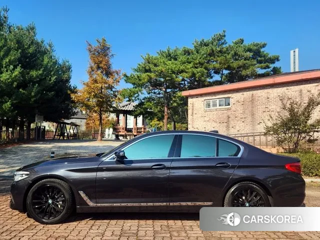 BMW 5 Series (G30) id 3302664 из Кореи 14