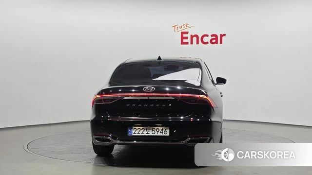 Hyundai The New Grandeur IG id 4325082 из Кореи 31