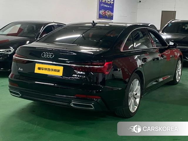 Audi A6L 2022 Черный из Китая, фото 4
