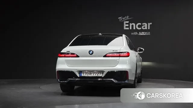 BMW 7 Series (G70) id 3555104 из Кореи 14