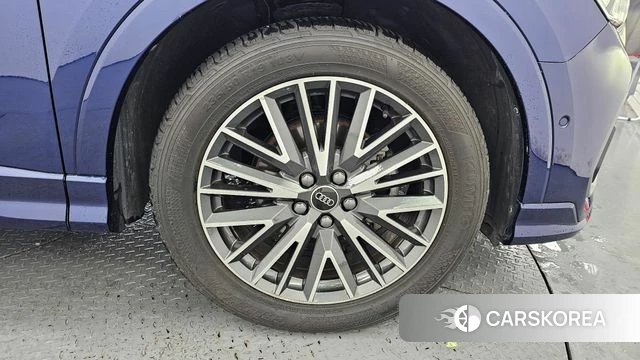 Audi Q3 (F3) id 4608450 из Кореи 24
