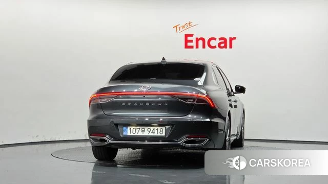 Hyundai The New Grandeur IG id 4779708 из Кореи 30