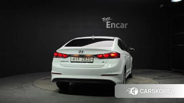 Hyundai Avante AD id 3911875 из Кореи 14