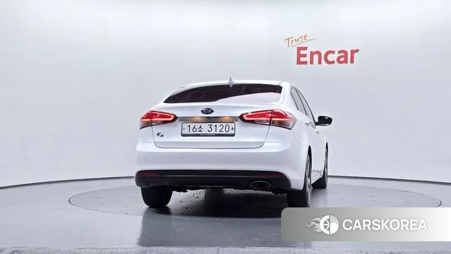 Kia The New K3 id 3905966 из Кореи 14