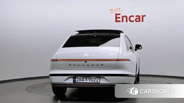 Hyundai Grandeur (GN7) id 2983895 из Кореи 14