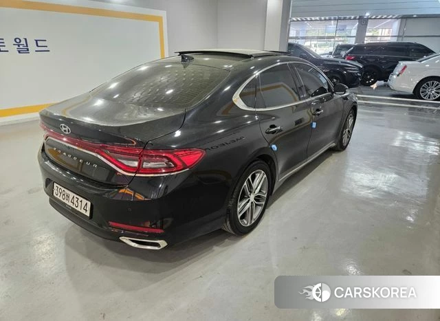 Hyundai Grandeur IG id 4020369 из Кореи 13