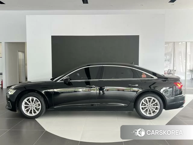 Audi A6L id 4221007 из Китая 10