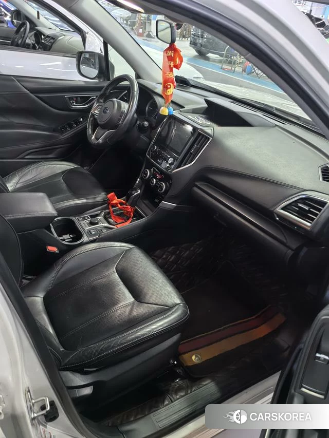 Subaru FORESTER Forester 2018 Белый из Китая, фото 4