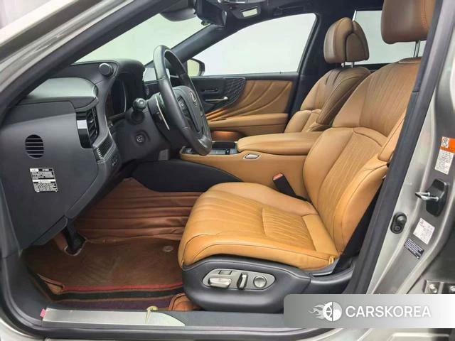 Lexus LS id 4277369 из Китая 10