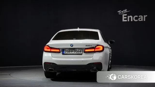 BMW 5 Series (G30) id 3597803 из Кореи 14