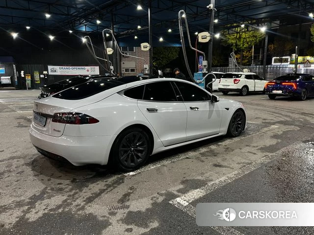 Tesla Model S 2018 Красный из Кореи, фото 4